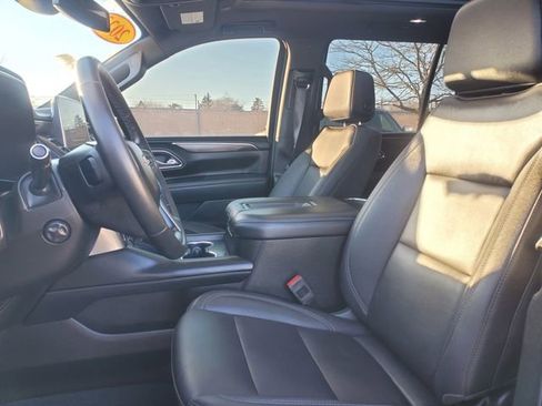 Used 2023 Chevrolet Tahoe LT w/ Luxury Package image 7