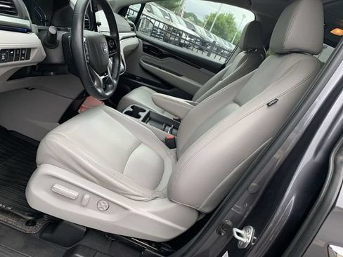 Used 2023 Honda Odyssey Touring image 18