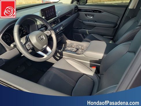 New 2025 Honda Pilot EX-L image 3