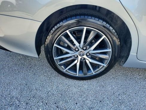 Used 2023 Toyota Camry XLE image 7