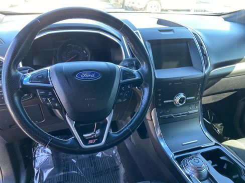 Used 2020 Ford Edge ST w/ Equipment Group 401A AWD/4WD image 17