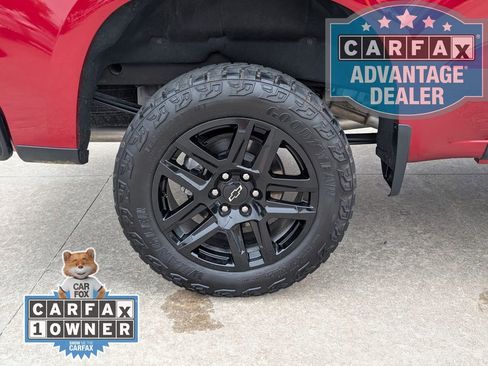 Certified 2024 Chevrolet Silverado 1500 LT Trail Boss w/ Convenience Package II AWD/4WD image 4