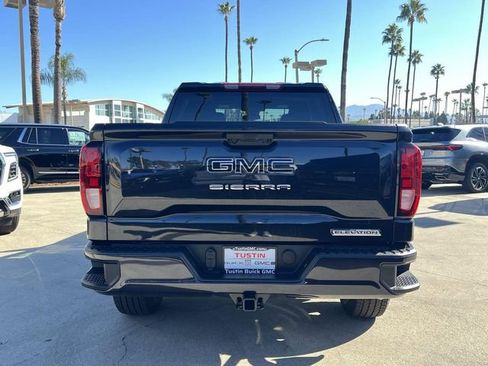 New 2026 GMC Sierra 1500 Elevation w/ LPO, Elevation Black Package image 4