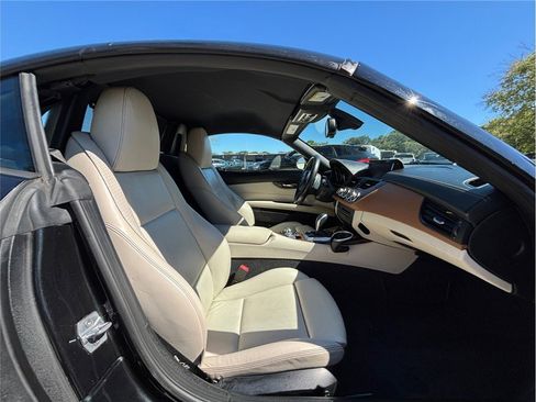 Used 2015 BMW Z4 sDrive35i image 31