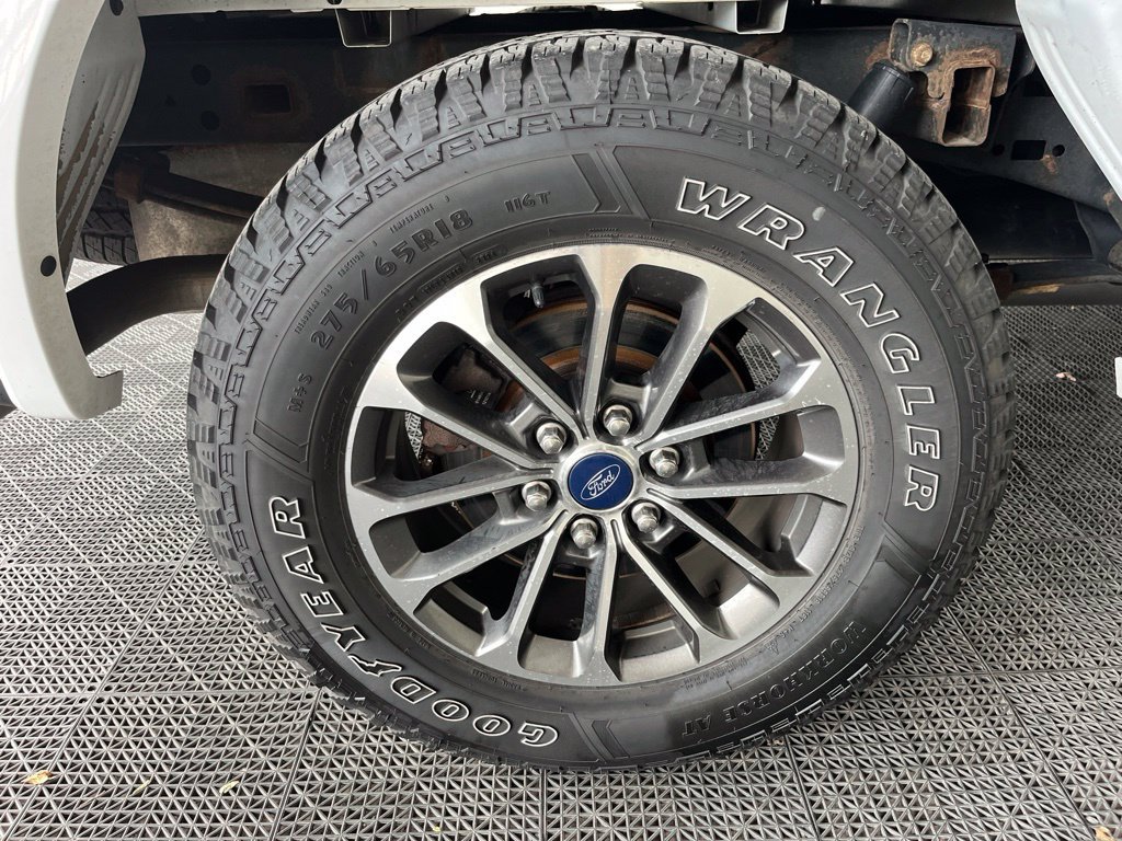 Used 2018 Ford F150 XLT w/ Equipment Group 302A Luxury AWD/4WD image 23