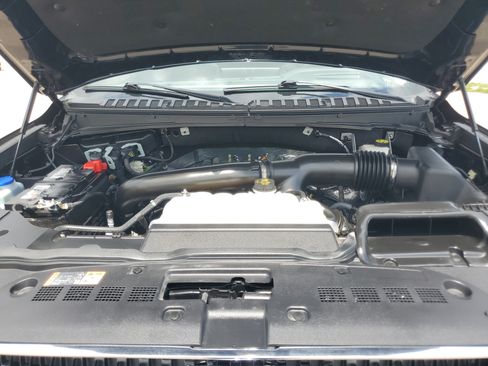 Certified 2024 Lincoln Navigator Reserve AWD/4WD image 8