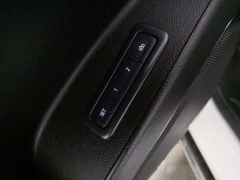 Used 2020 GMC Yukon Denali w/ Denali Ultimate Package image 14