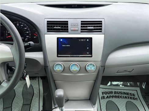 Used 2007 Toyota Camry LE FWD image 18