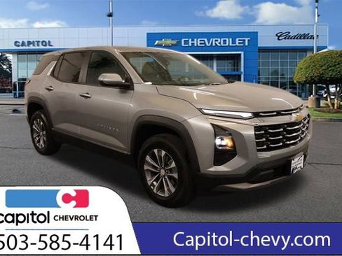 Used 2025 Chevrolet Equinox LT image 1