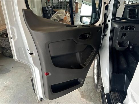 Used 2024 Ford Transit 350 XLT image 9