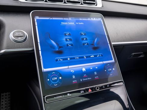 Used 2022 Mercedes-Benz S 500 4MATIC image 31