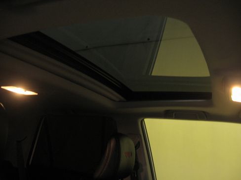 Used 2024 Toyota 4Runner TRD Off-Road Premium image 3