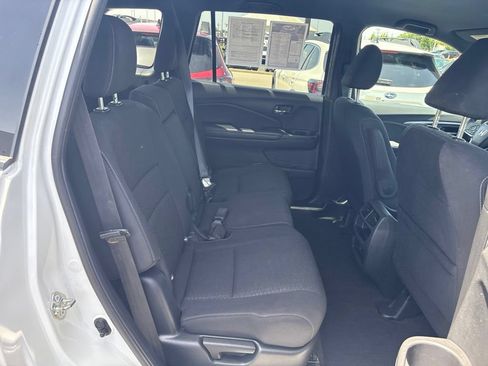 Used 2020 Honda Passport Sport image 11