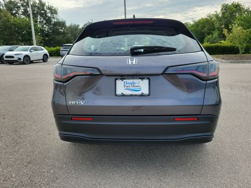 Used 2025 Honda HR-V LX image 5