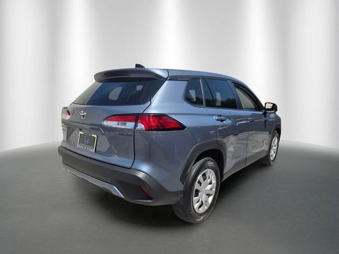Used 2024 Toyota Corolla Cross L FWD image 3