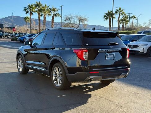 Used 2023 Ford Explorer Limited w/ Equipment Group 301A image 4