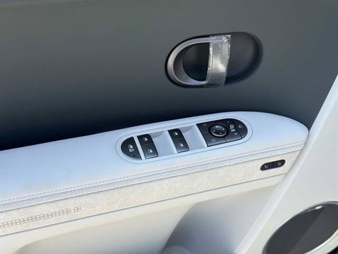 New 2026 Hyundai Ioniq 5 Limited RWD image 17