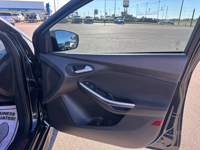Used 2015 Ford Focus ST FWD image 12