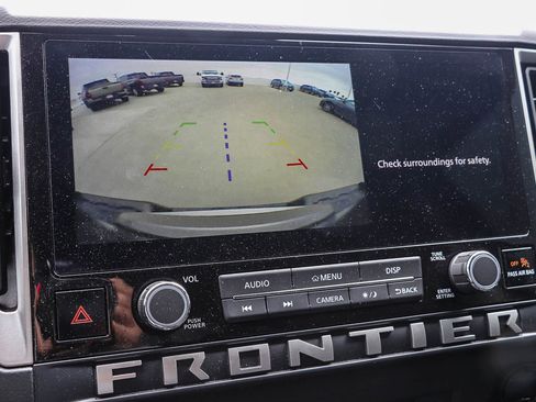 Used 2025 Nissan Frontier SV w/ SV Convenience Package RWD image 23