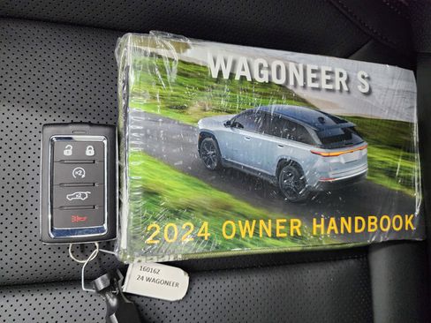 Used 2024 Jeep Wagoneer Launch Edition AWD/4WD image 73