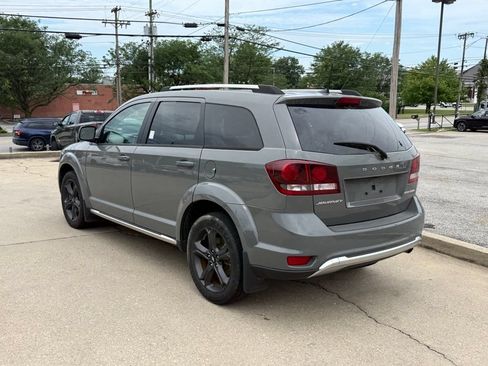 Used 2019 Dodge Journey Crossroad w/ Mopar All Weather Group FWD image 8
