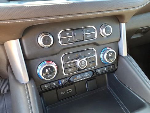 Certified 2023 GMC Yukon SLT image 14