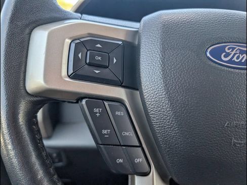 Used 2022 Ford F350 Lariat w/ Lariat Value Package AWD/4WD image 13