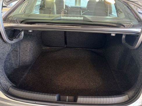 Used 2025 Volkswagen Jetta SE image 31