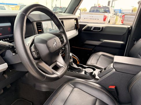 Certified 2023 Ford Bronco Badlands AWD/4WD image 30