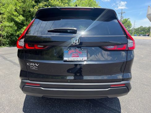 Used 2024 Honda CR-V EX image 12