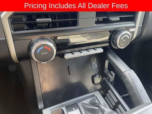 Used 2024 Toyota Tacoma TRD Off-Road AWD/4WD image 29