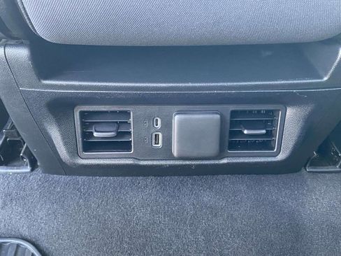 Used 2025 Chevrolet Silverado 2500 LT w/ Convenience Package image 13