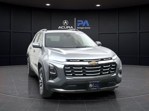 Used 2025 Chevrolet Equinox LT w/ Safety and Technology Package AWD/4WD image 29
