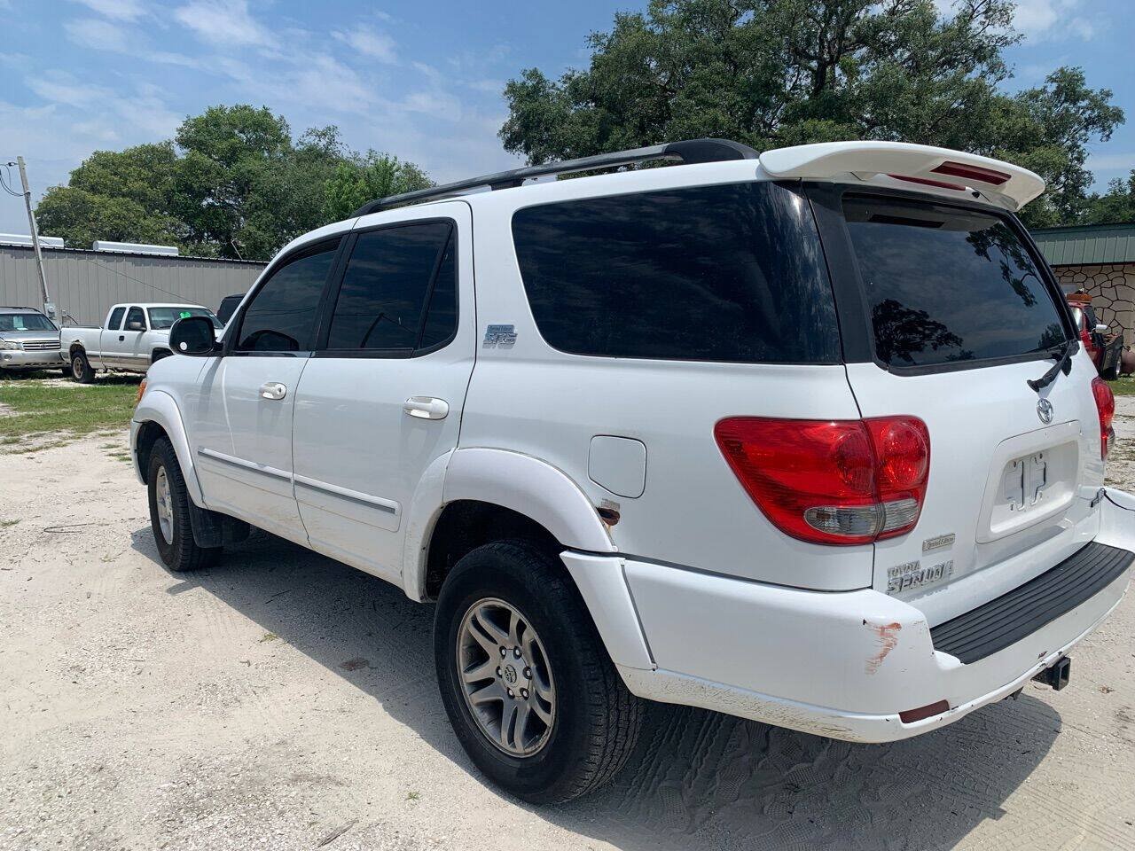 Used 2006 Toyota Sequoia SR5 RWD image 7