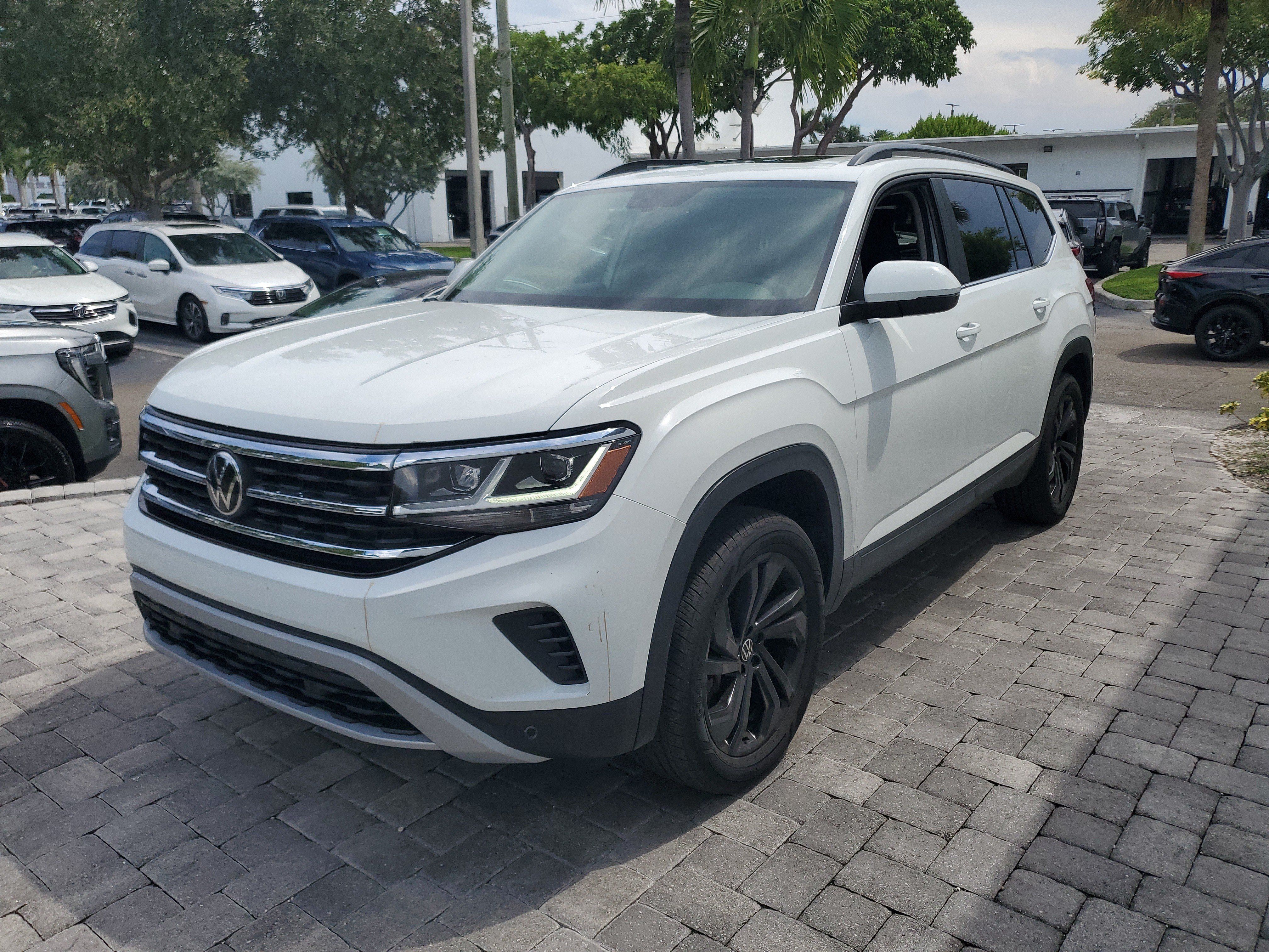 Used 2022 Volkswagen Atlas SE FWD image 3
