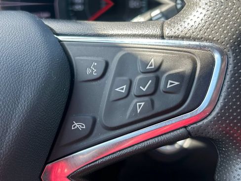 Used 2023 Chevrolet Equinox LS AWD/4WD image 24