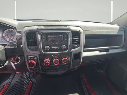 Used 2017 RAM 1500 Express AWD/4WD image 24