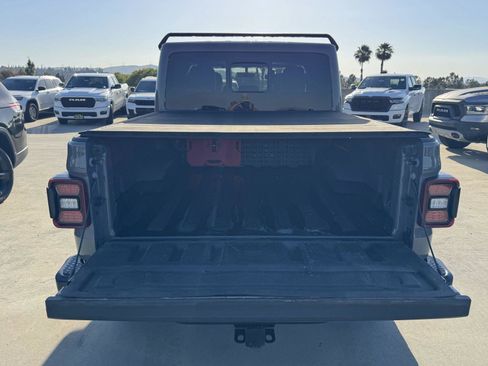Certified 2022 Jeep Gladiator Mojave w/ LED Lighting Group AWD/4WD image 13