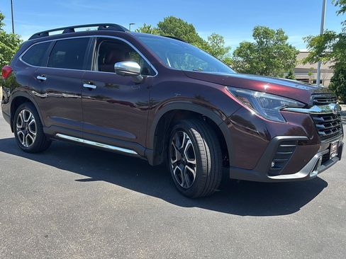 Used 2023 Subaru Ascent Touring AWD/4WD image 9