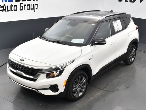 Used 2021 Kia Seltos S image 17