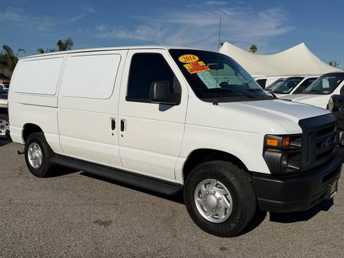 Used 2014 Ford E-250 and Econoline 250 w/ Interior Upgrade Package image 3