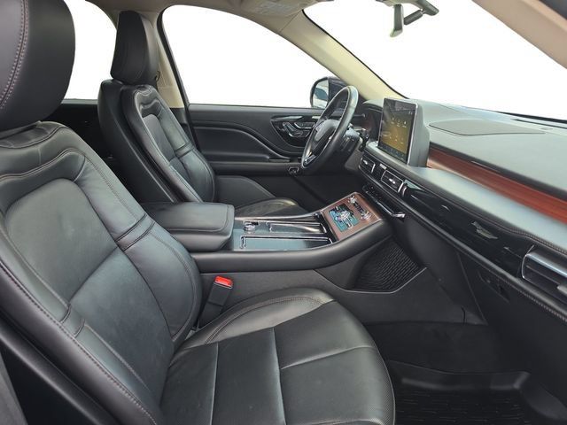 Used 2023 Lincoln Aviator Reserve w/ Equipment Group 201A AWD/4WD image 17