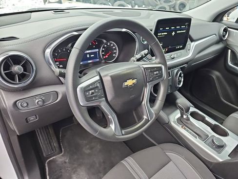 Used 2024 Chevrolet Blazer LT image 11