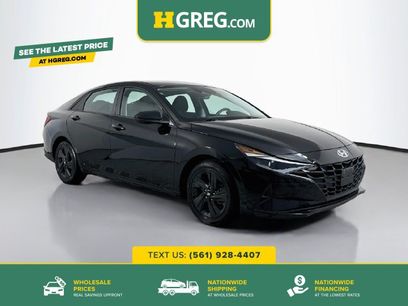 Used 2023 Hyundai Elantra SEL w/ Cargo Package