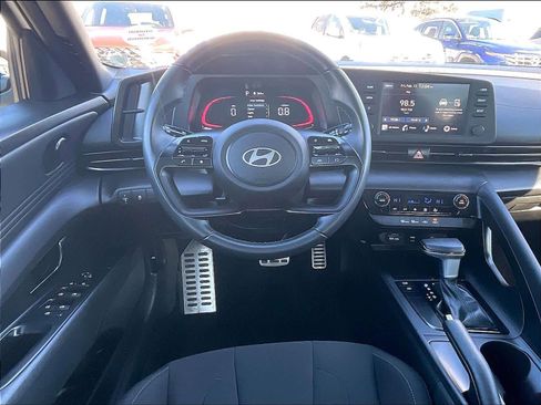 Certified 2025 Hyundai Elantra Sport image 34