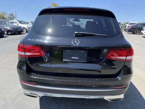 Used 2017 Mercedes-Benz GLC 300 w/ Premium 1 Package image 5