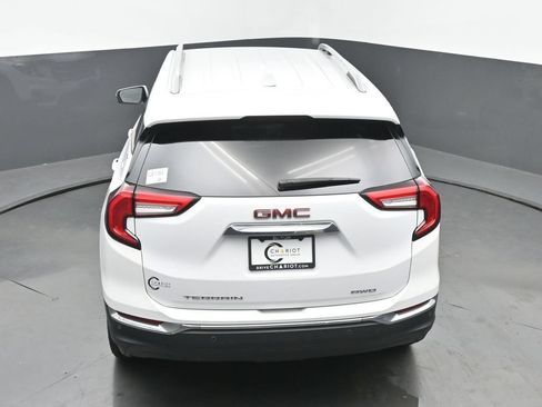 Used 2022 GMC Terrain SLT AWD/4WD image 40