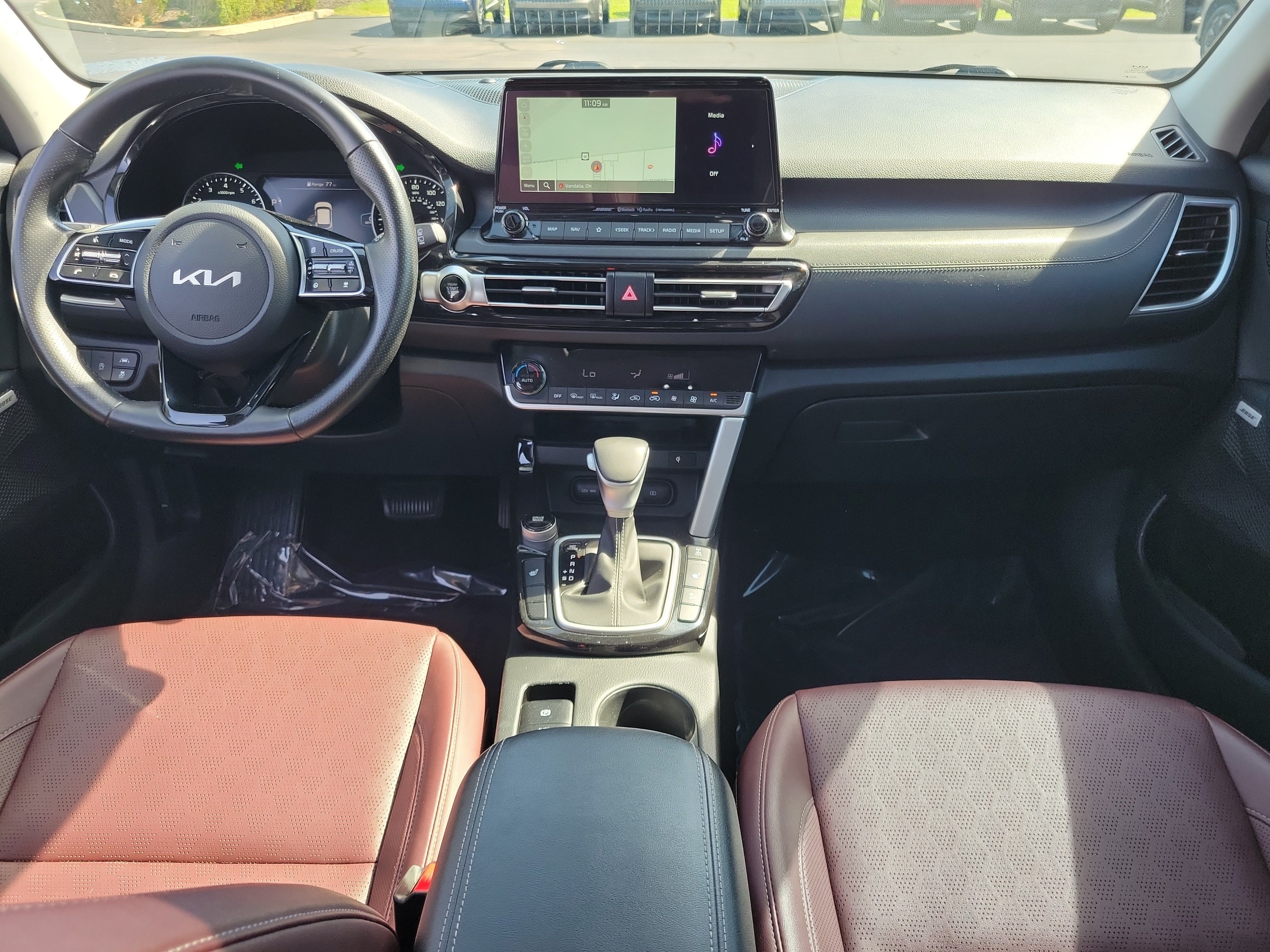 Used 2023 Kia Seltos SX w/ SX Sunroof Package AWD/4WD image 9