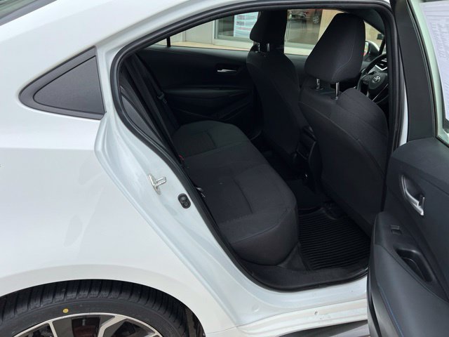 Used 2022 Toyota Corolla SE FWD image 30