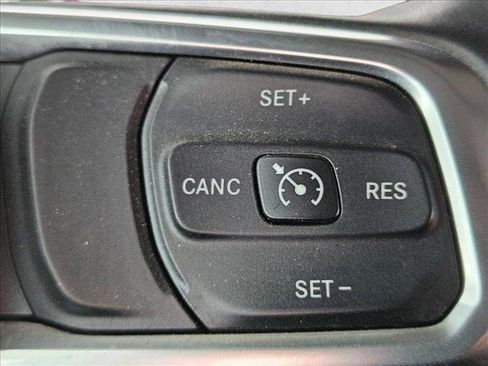 Used 2019 Jeep Wrangler Rubicon AWD/4WD image 16